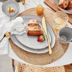 Assiette FINCA 27 Assiette FINCA -Butlers Verkaufsgeschäft 1000329304 220204 06320200020 MOOD DETAILS P000000001000329304 mood