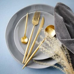 Couverts STILETTO (16 éléments) -Butlers Verkaufsgeschäft 1000337793 220225 023 MOOD DETAILS P000000001000337793 mood