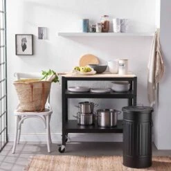 Poubelle Oskar ZINC -Butlers Verkaufsgeschäft 1000338034 220301 023 MOOD DETAILS P000000001000338034 mood