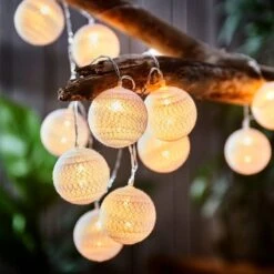 Guirlande Lumineuse LES PETITES BELLE -Butlers Verkaufsgeschäft 1000365675 220728 022 MOOD DETAILS P000000001000365675 mood