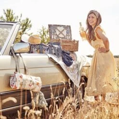 Nappe De Pique-nique BETWEEN FLOWERS -Butlers Verkaufsgeschäft 1000399329 230801 024 MOOD DETAILS P000000001000399329 mood