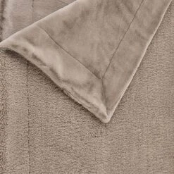 Couverture TODDY 23 Couverture TODDY -Butlers Verkaufsgeschäft 1000399333 230801 060 DETAILS P000000001000399333