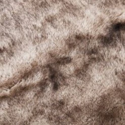 Coussin En Fourrure WILD THING 8 Coussin En Fourrure WILD THING -Butlers Verkaufsgeschäft 1000405904 230919 040 DETAILS P000000001000405904