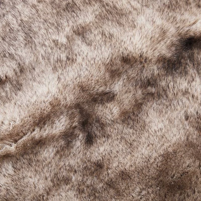 Coussin En Fourrure WILD THING 5 Coussin En Fourrure WILD THING – Image 3